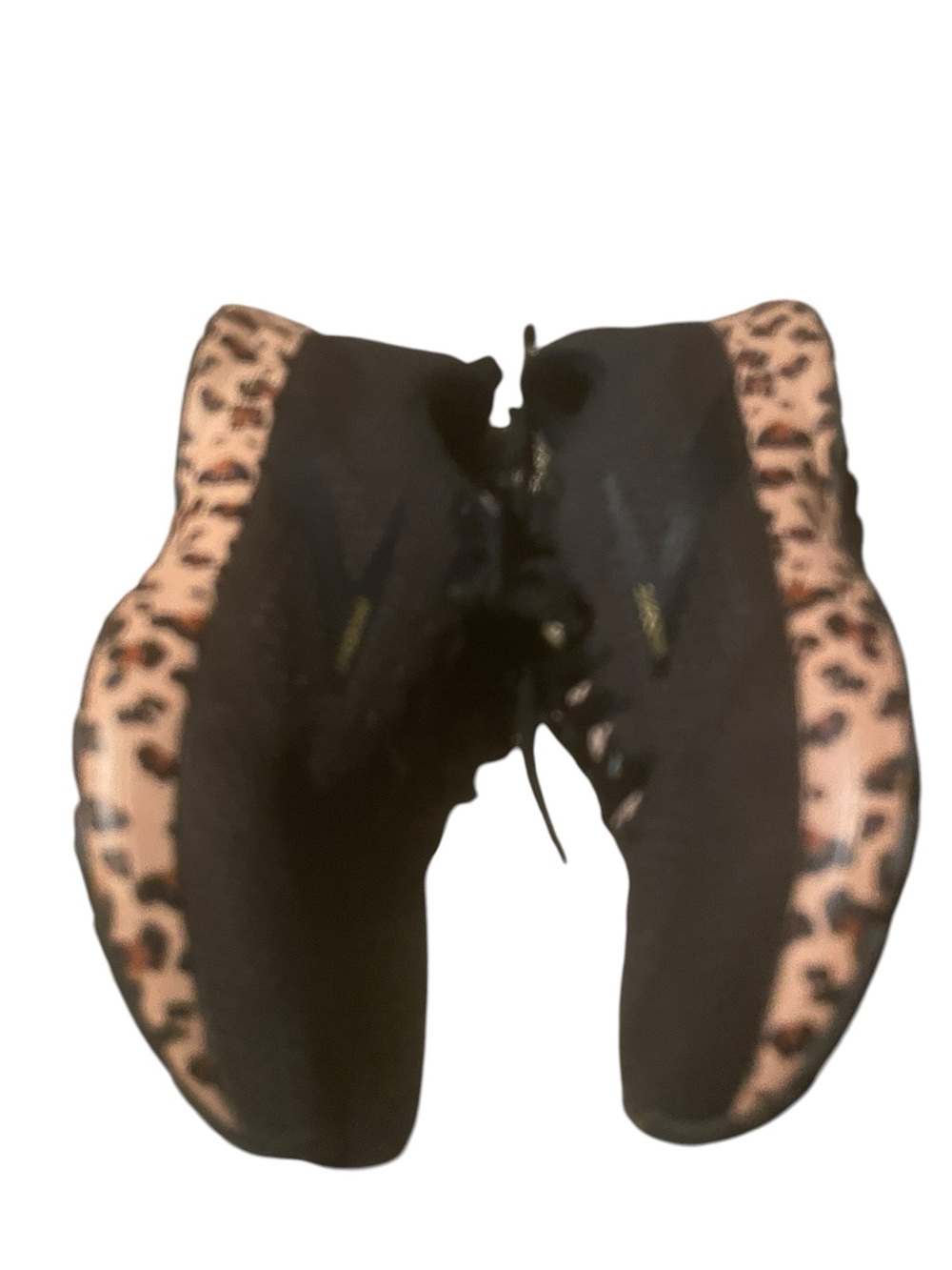 Brooks Revel size 8.5 Black Knit Women' tennis shoes with Leopard Accents - Picture 3 of 4